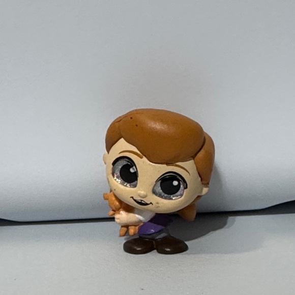 Disney | Doorables | Penny from the Rescuers | Series 11 - Picture 1 of 4